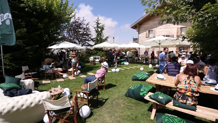 Perrier Decks on the Peak
